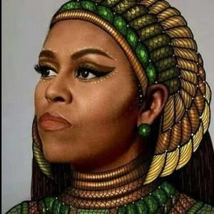 Meet your Posher, Evelyn